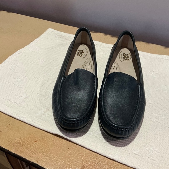 NWOT SAS Simplify Loafers Size 8N - Picture 1 of 7